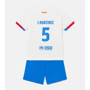 Barcelona Inigo Martinez #5 Replika Babytøj Udebanesæt Børn 2023-24 Kortærmet (+ Korte bukser)